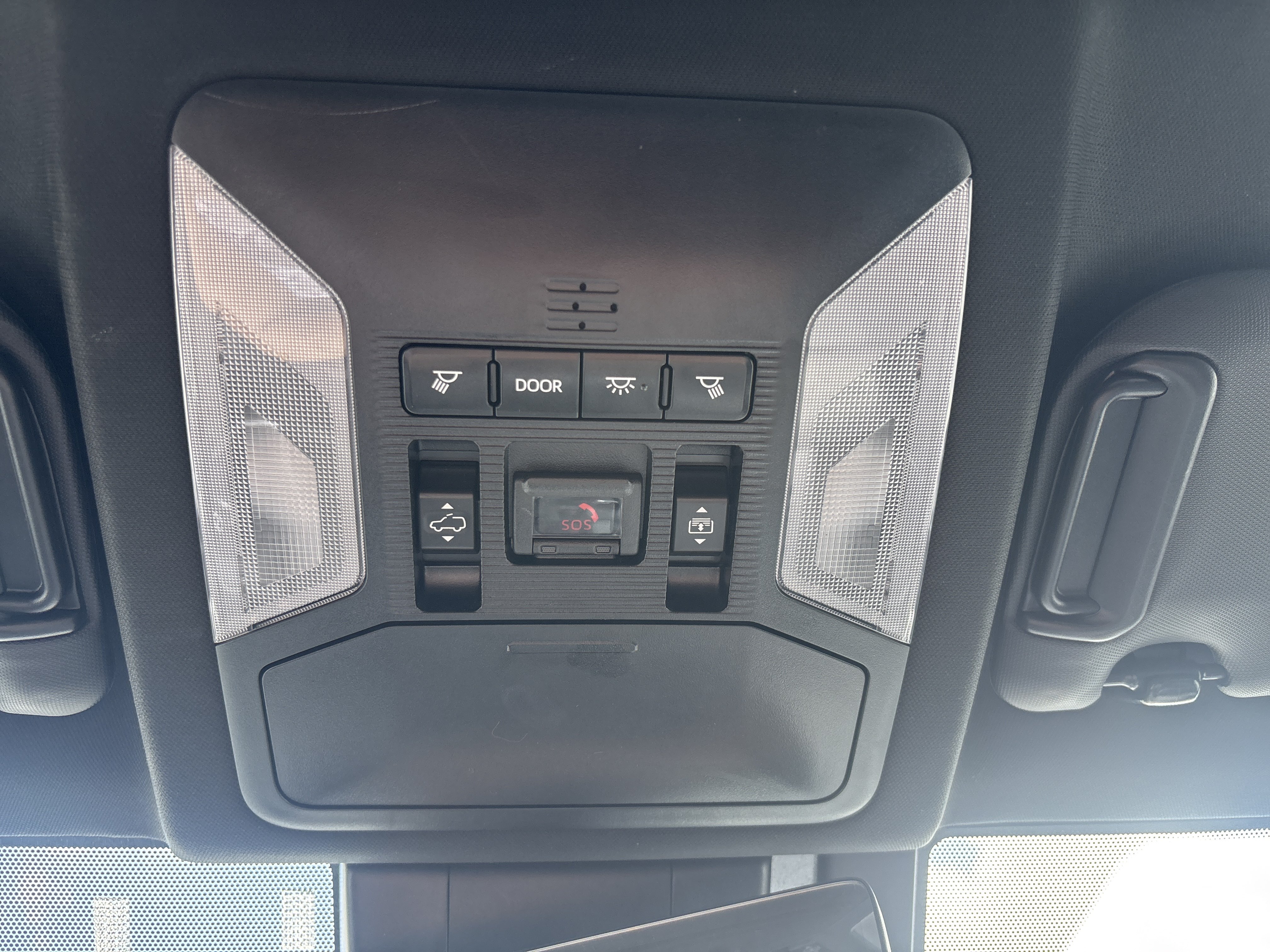 Used 2021 Toyota RAV4 XSE AWD/4WD image 37