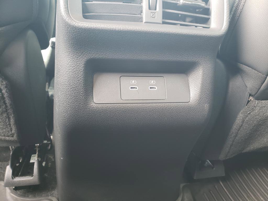 Certified 2025 Nissan Murano SV image 19