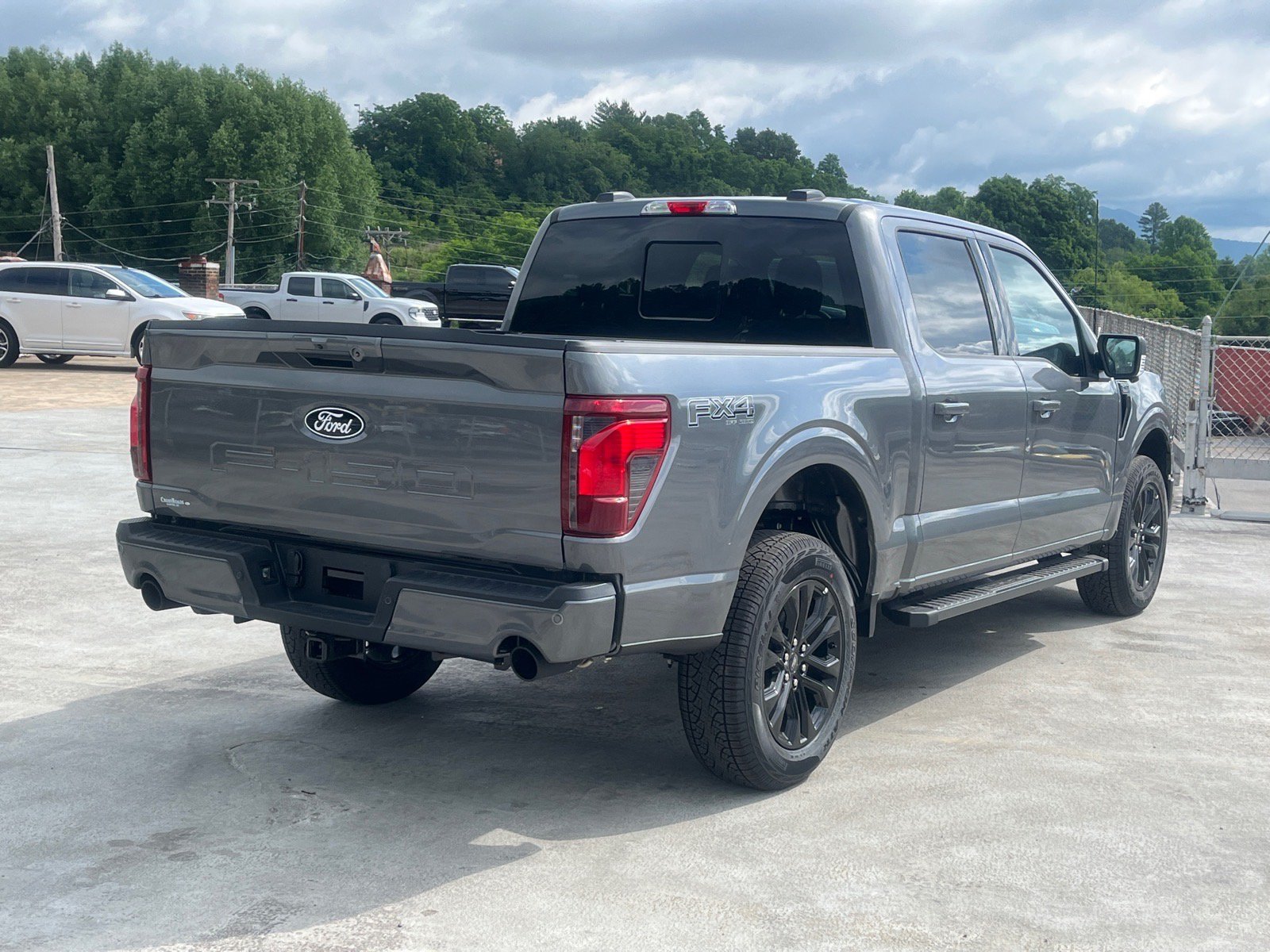 New 2026 Ford F150 XLT w/ Equipment Group 302A MID AWD/4WD image 3