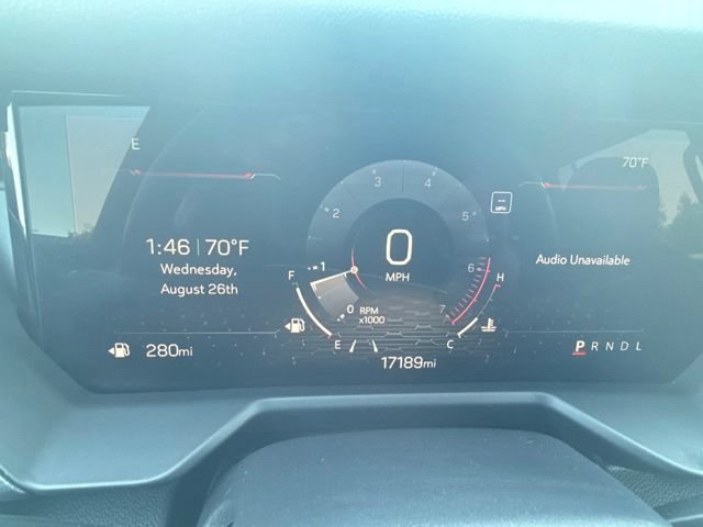 Certified 2025 GMC Acadia Elevation FWD image 14