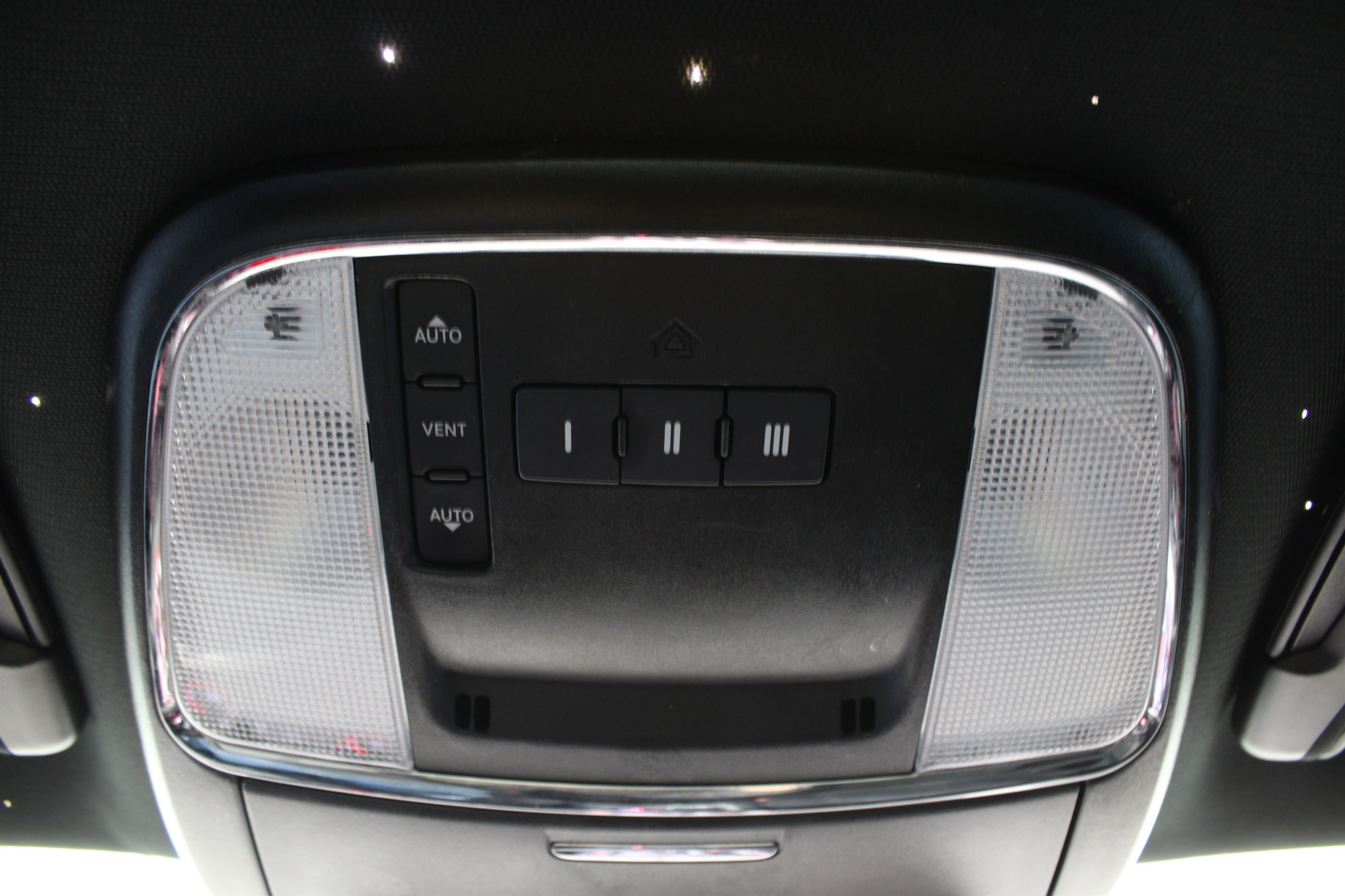 Used 2023 Dodge Charger R/T w/ Blacktop Package image 21