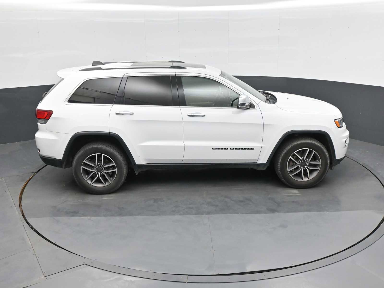 Used 2021 Jeep Grand Cherokee Limited w/ Luxury Group II AWD/4WD image 20