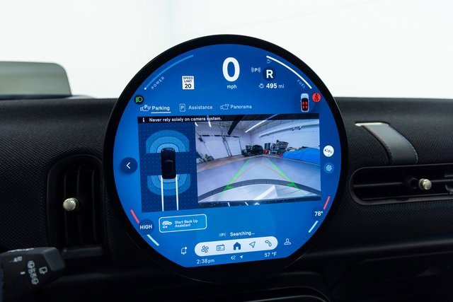 Certified 2025 MINI Cooper 2-Door Hardtop image 18