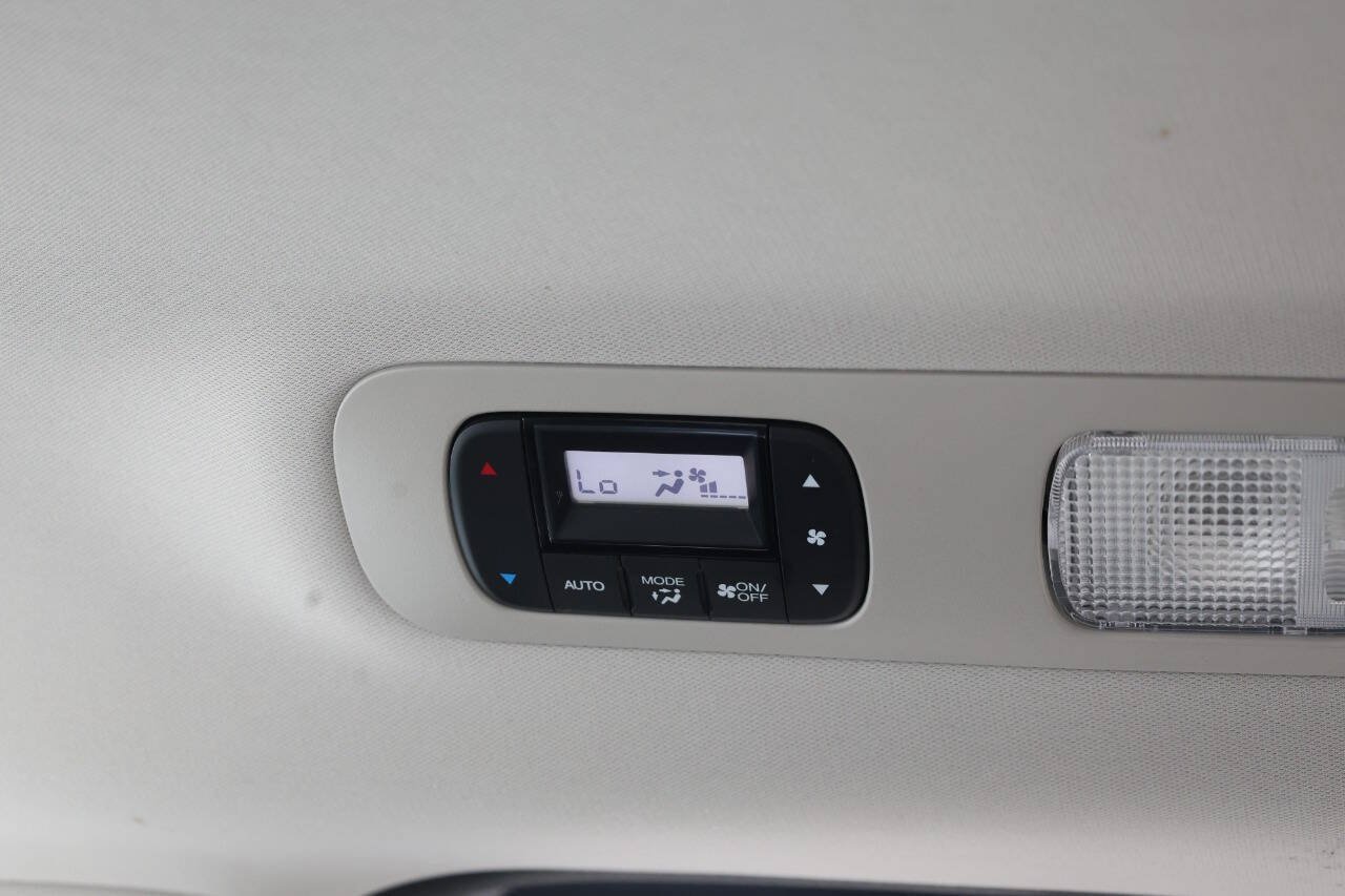 Used 2025 Honda Odyssey Touring image 23