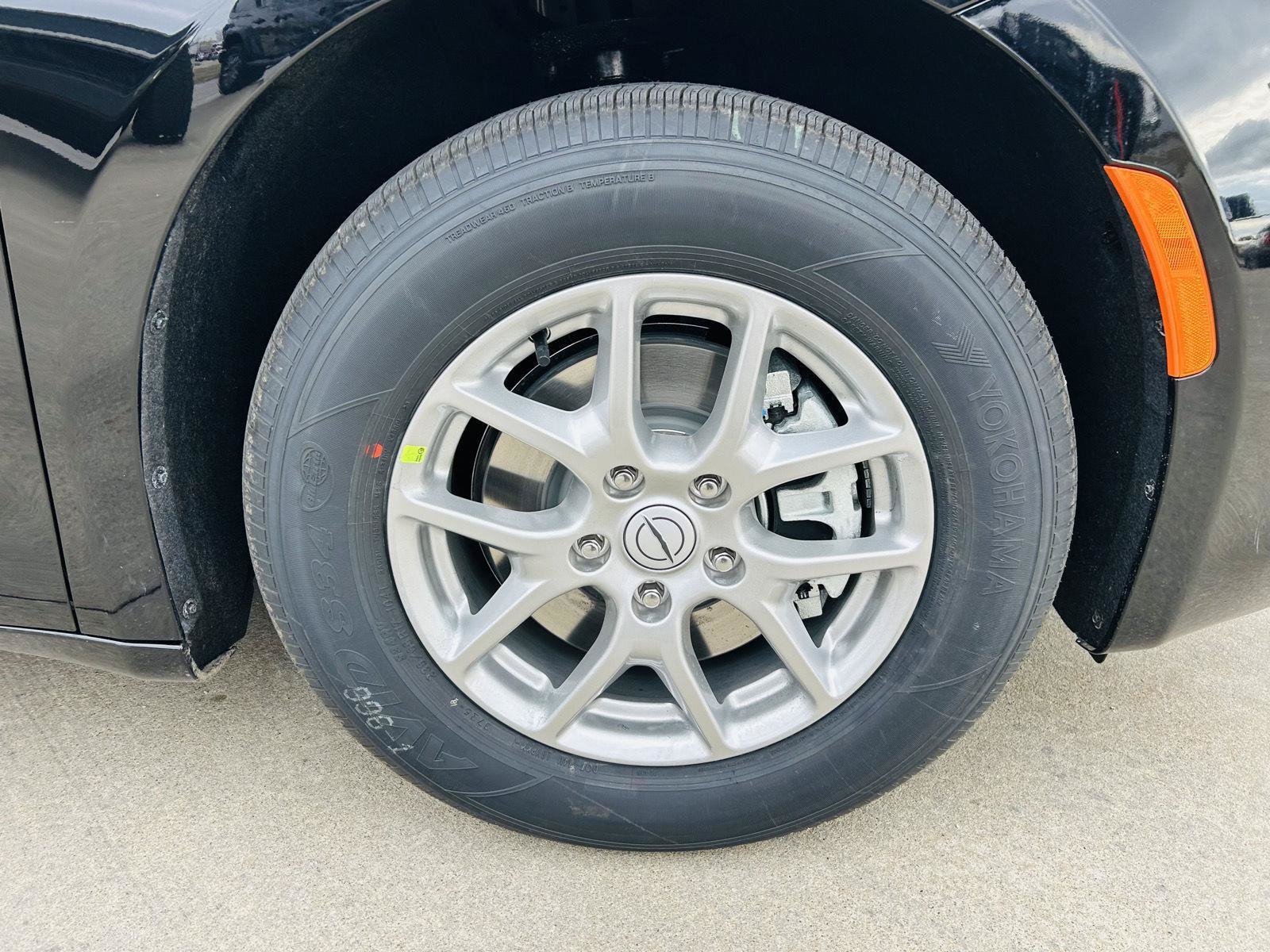 New 2026 Chrysler Voyager LX FWD image 41