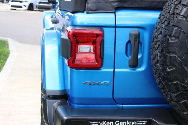 Used 2021 Jeep Wrangler Unlimited Rubicon 4xe w/ Safety Group AWD/4WD image 34