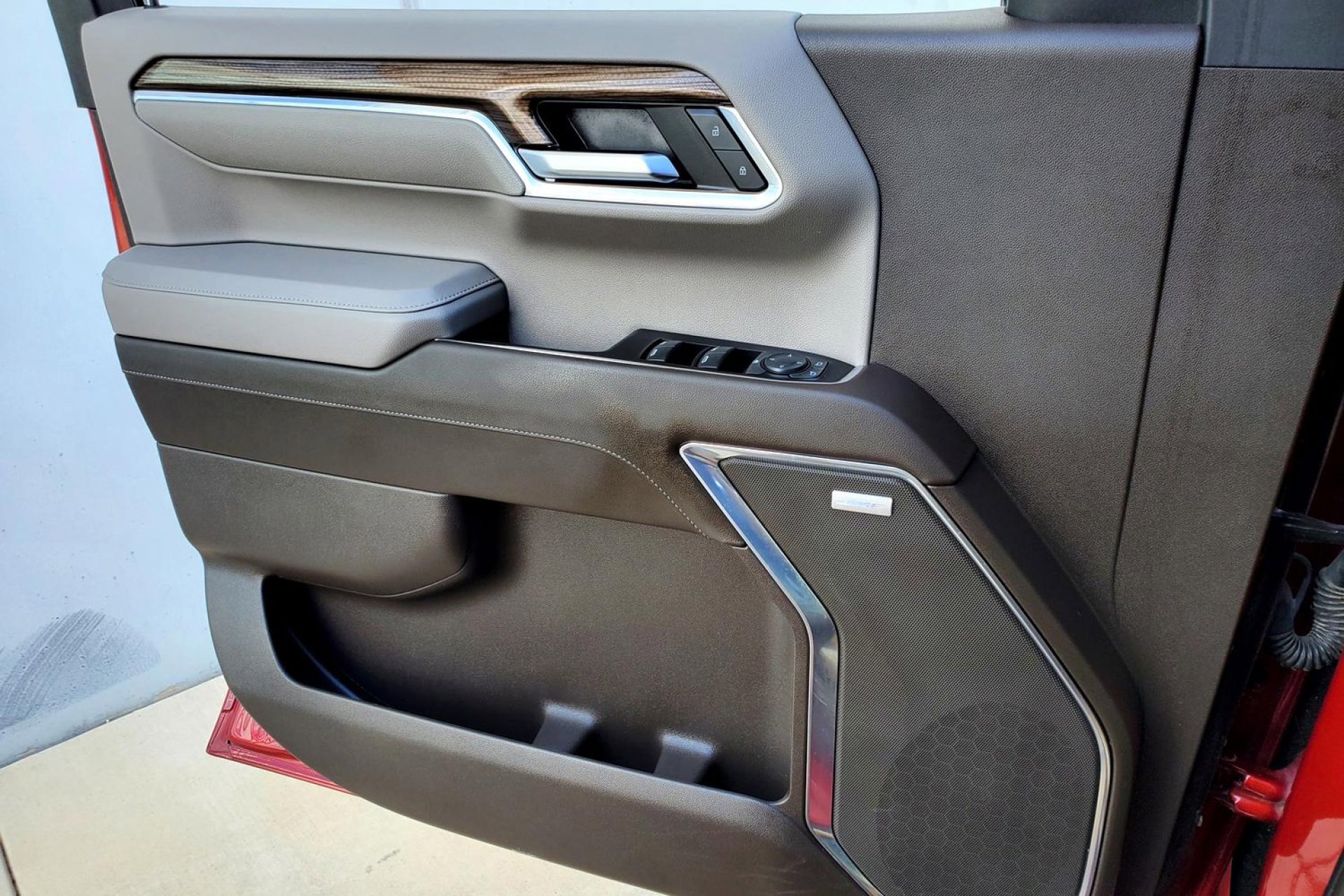 Used 2024 Chevrolet Silverado 1500 LT Trail Boss w/ LT Trail Boss Premium Package image 18