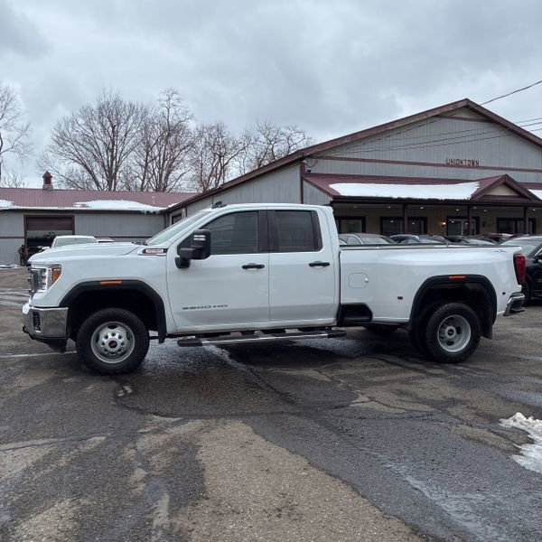 Used 2023 GMC Sierra 3500 Pro w/ Convenience Package image 9