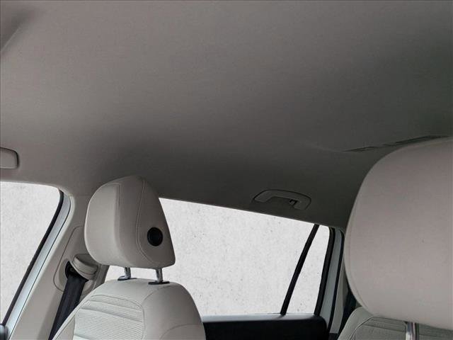 Used 2024 Volkswagen Tiguan S image 17