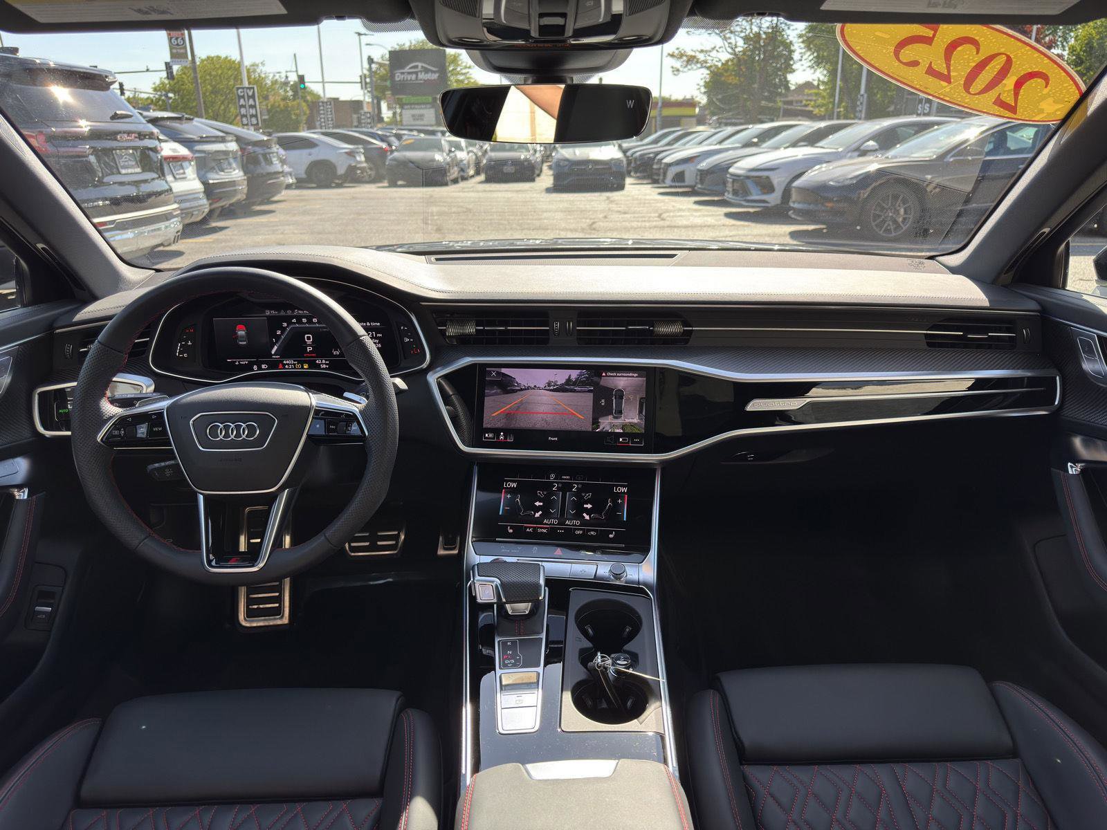 Used 2025 Audi S6 Premium Plus w/ Premium Plus Package AWD/4WD image 32