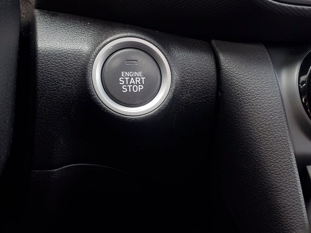 Used 2021 Hyundai Kona Limited FWD image 16
