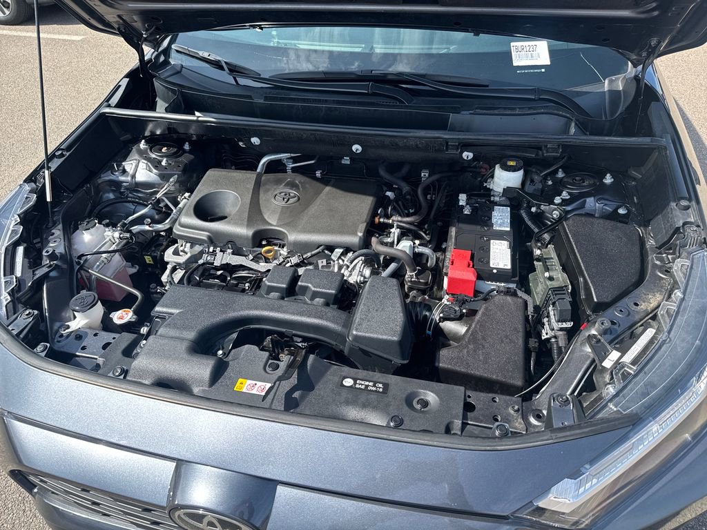 Used 2024 Toyota RAV4 XLE AWD/4WD image 43