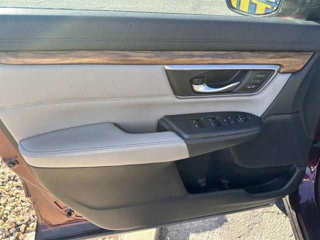 Used 2017 Honda CR-V Touring image 10