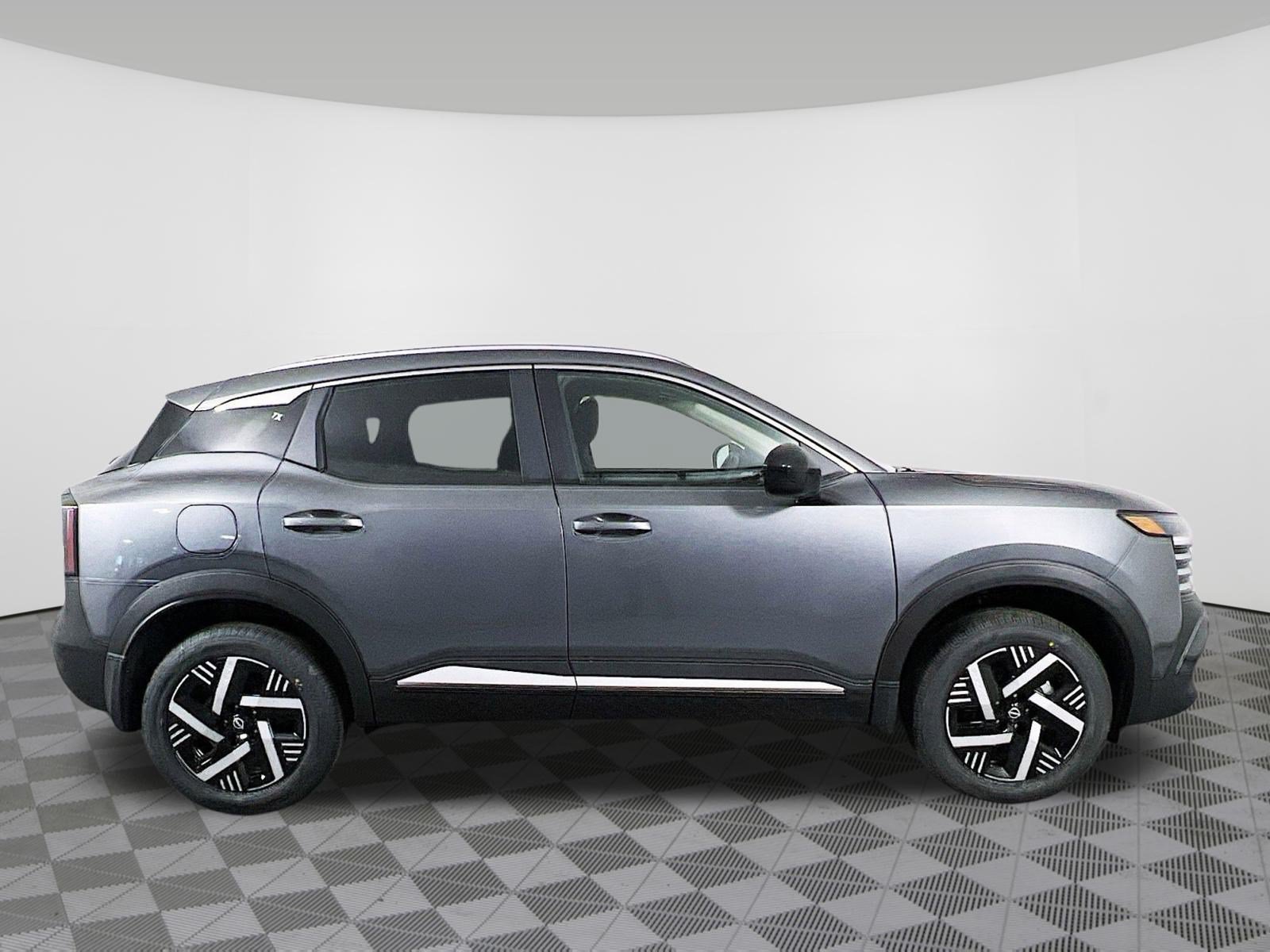 New 2026 Nissan Kicks SV FWD image 30
