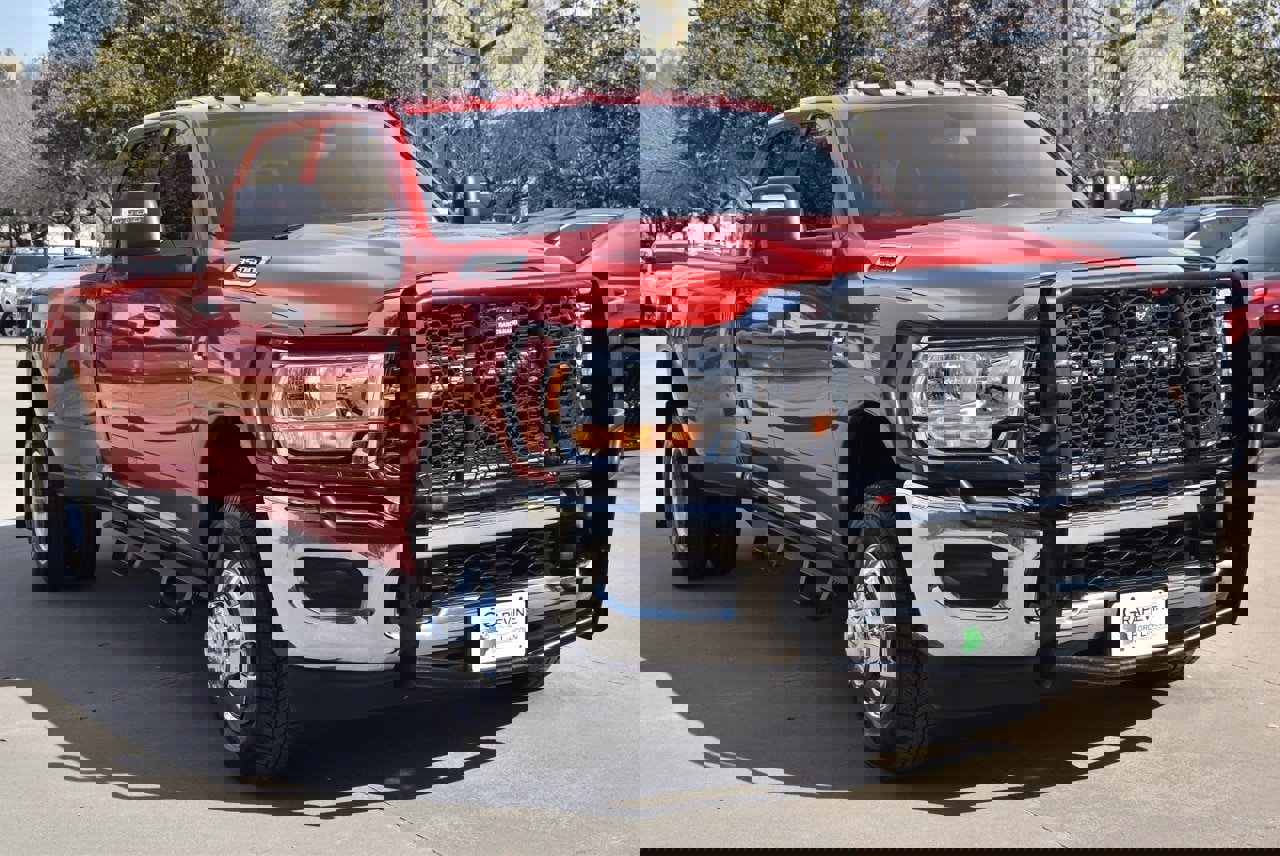 Used 2023 RAM 3500 Tradesman image 4