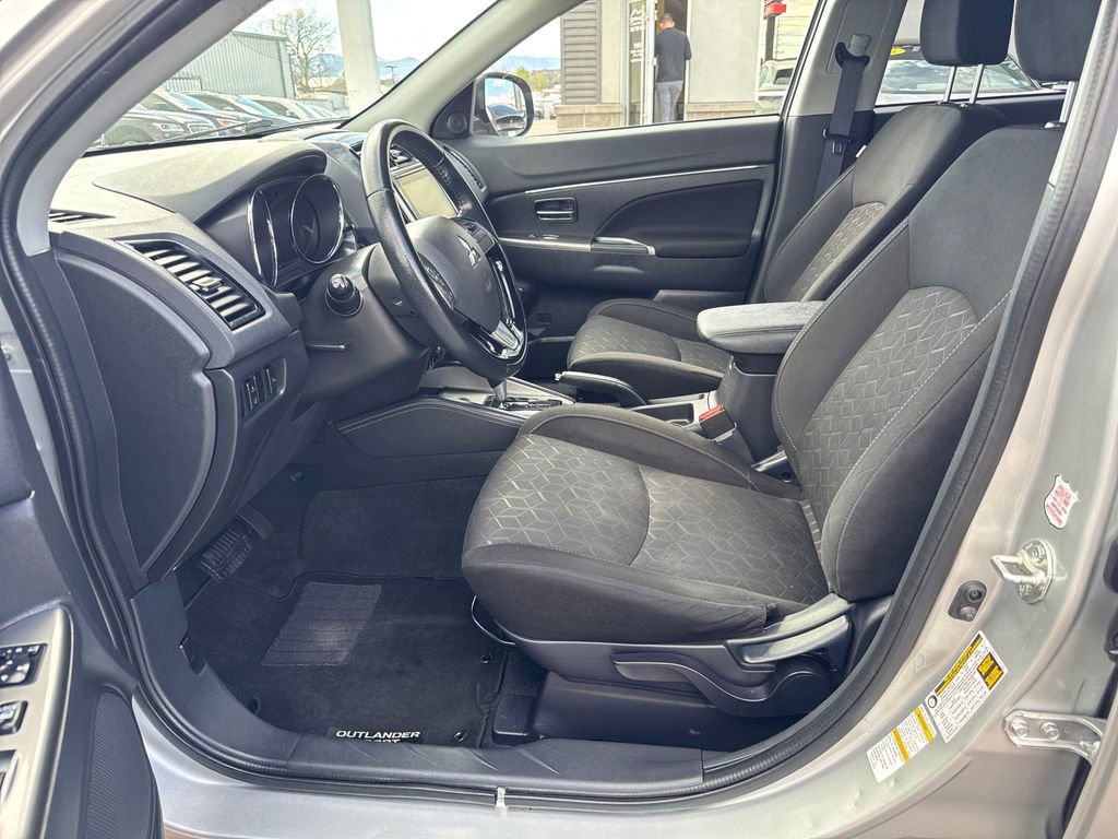 Used 2021 Mitsubishi Outlander Sport AWD image 9