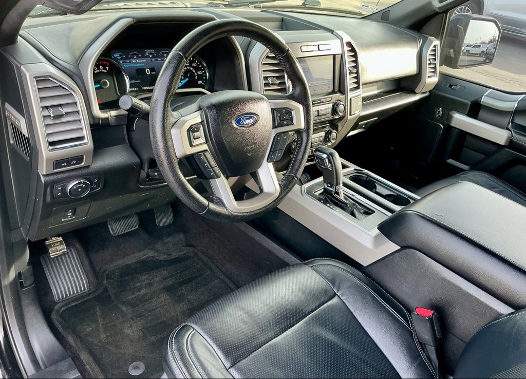 Used 2016 Ford F150 Lariat image 38