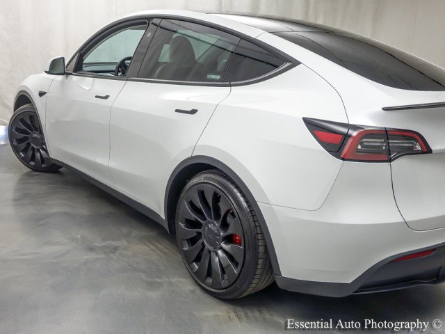 Used 2023 Tesla Model Y Performance AWD/4WD image 10