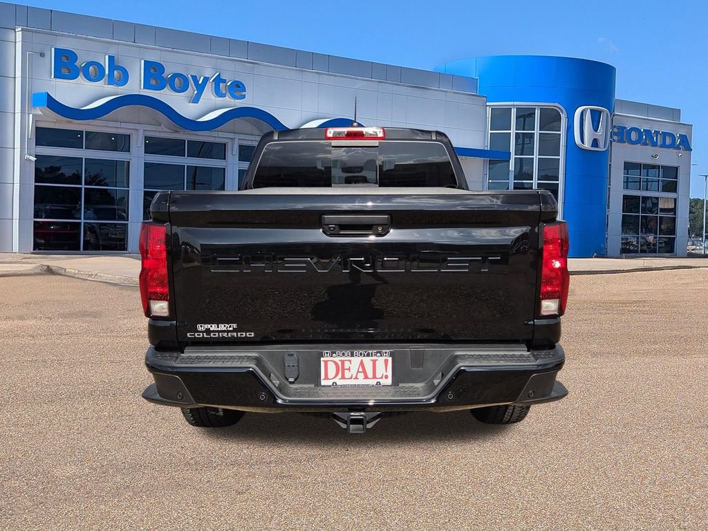 Used 2025 Chevrolet Colorado Trail Boss AWD/4WD image 6