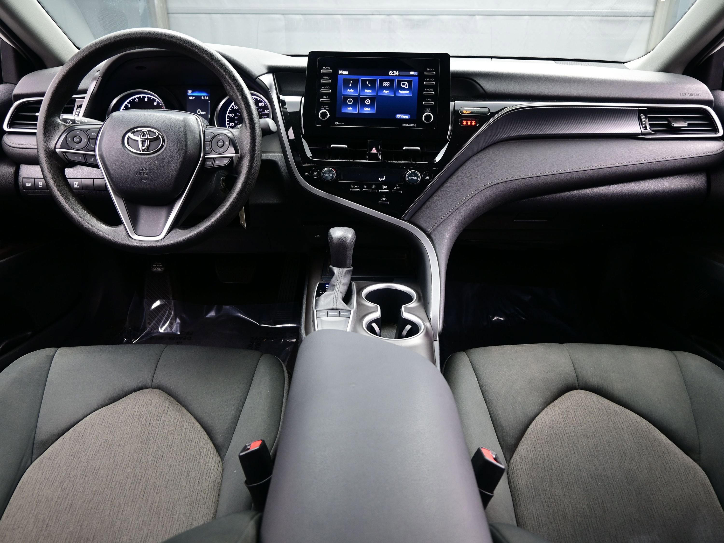 Used 2023 Toyota Camry LE image 18