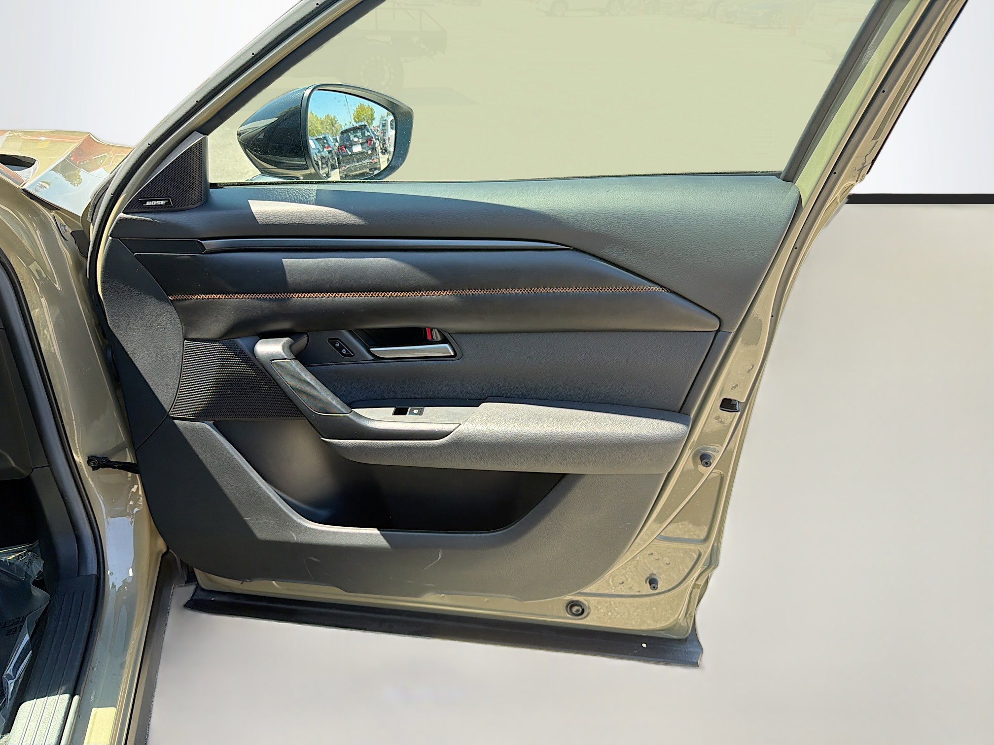 Certified 2025 MAZDA CX-50 AWD 2.5 Turbo w/ Cargo Package image 44