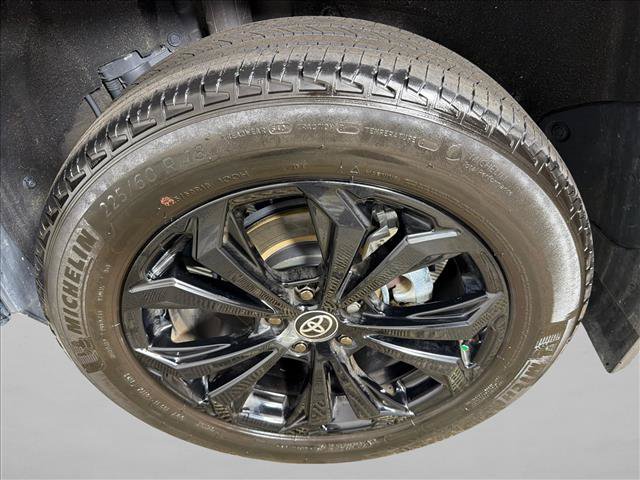 Used 2024 Toyota RAV4 SE AWD/4WD image 19