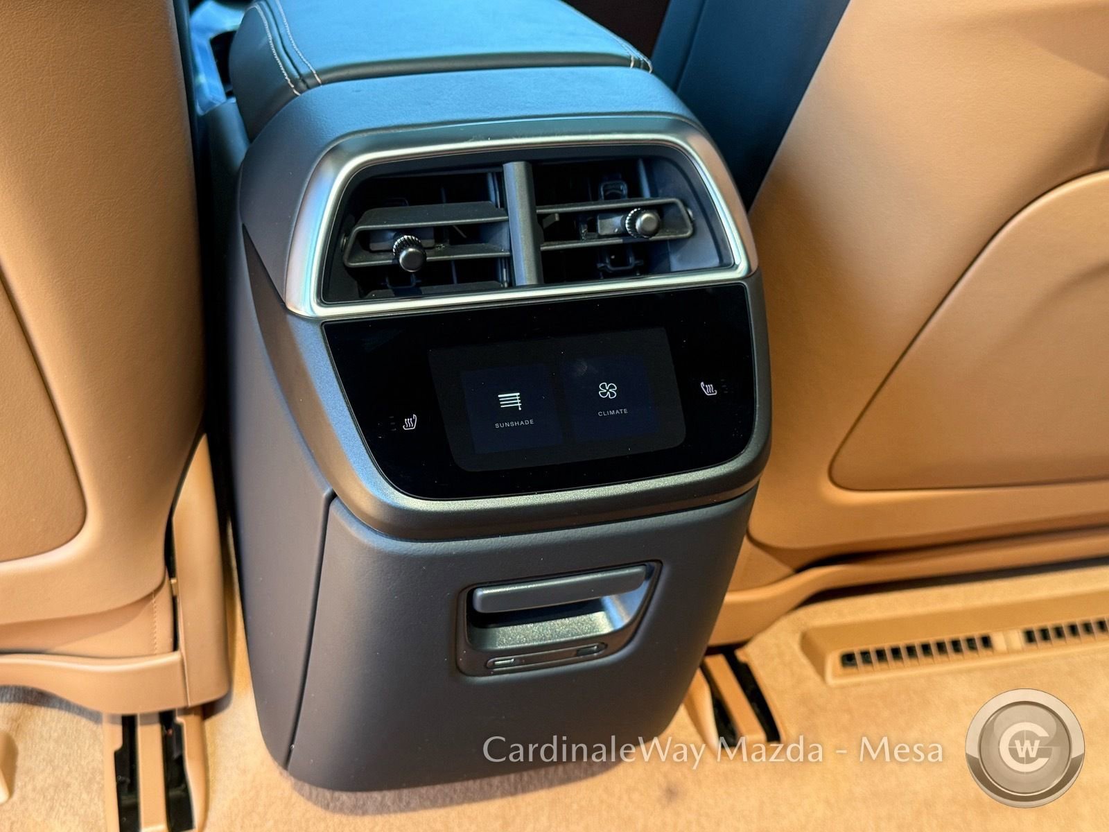 Used 2024 Lucid Air Touring image 28