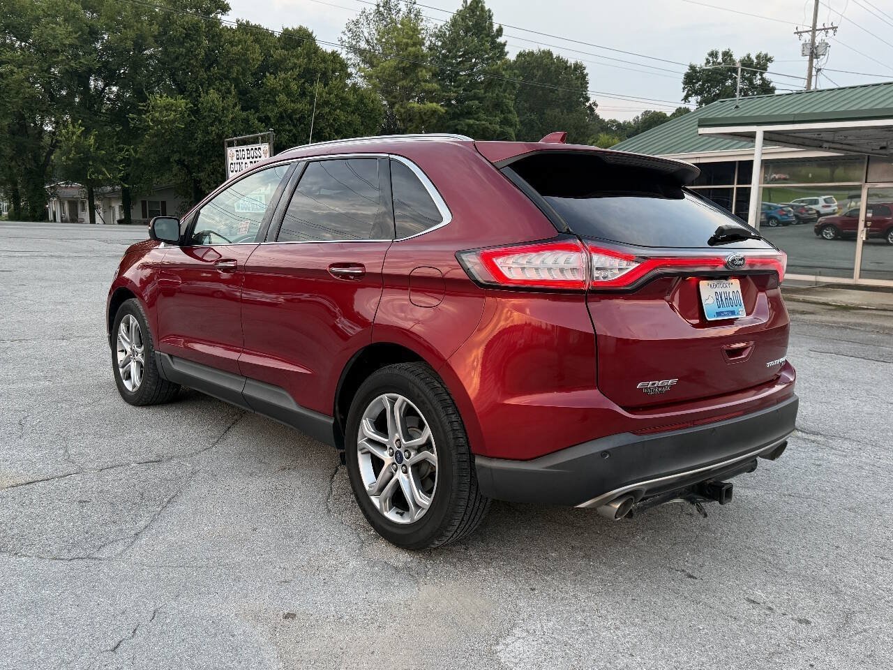 Used 2016 Ford Edge Titanium w/ Technology Package AWD/4WD image 6