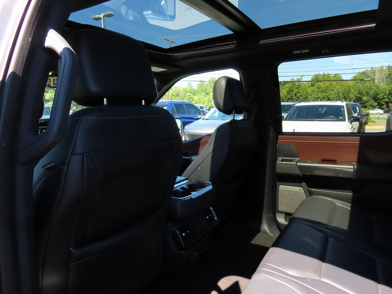 Used 2021 Ford F150 Lariat w/ Equipment Group 502A High image 33