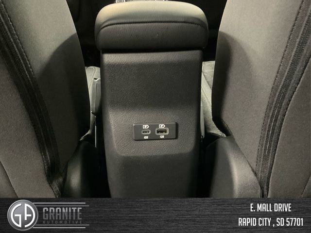 New 2025 Nissan Kicks SV w/ SV Premium Package image 19