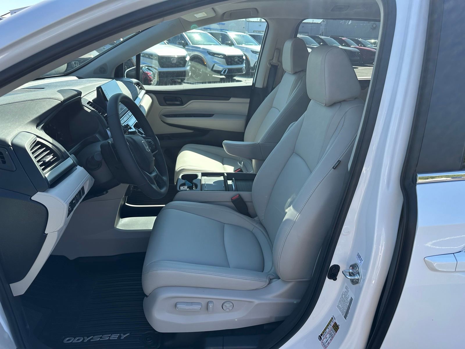 New 2026 Honda Odyssey EX-L image 10
