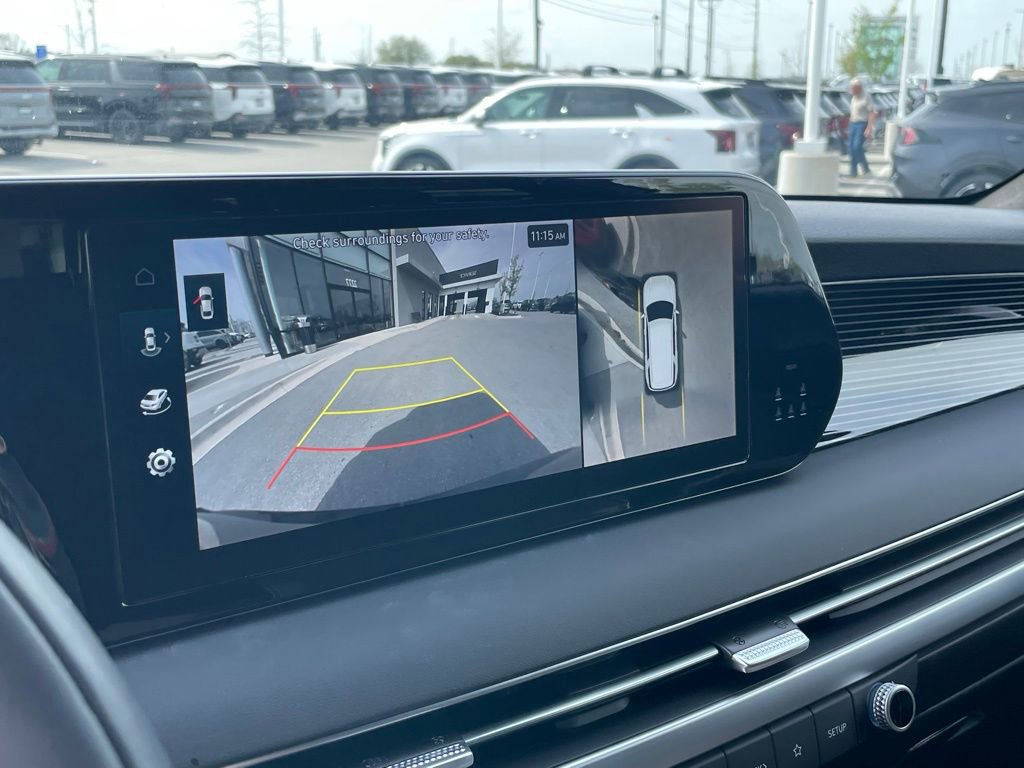 Used 2025 Hyundai Palisade Calligraphy image 12