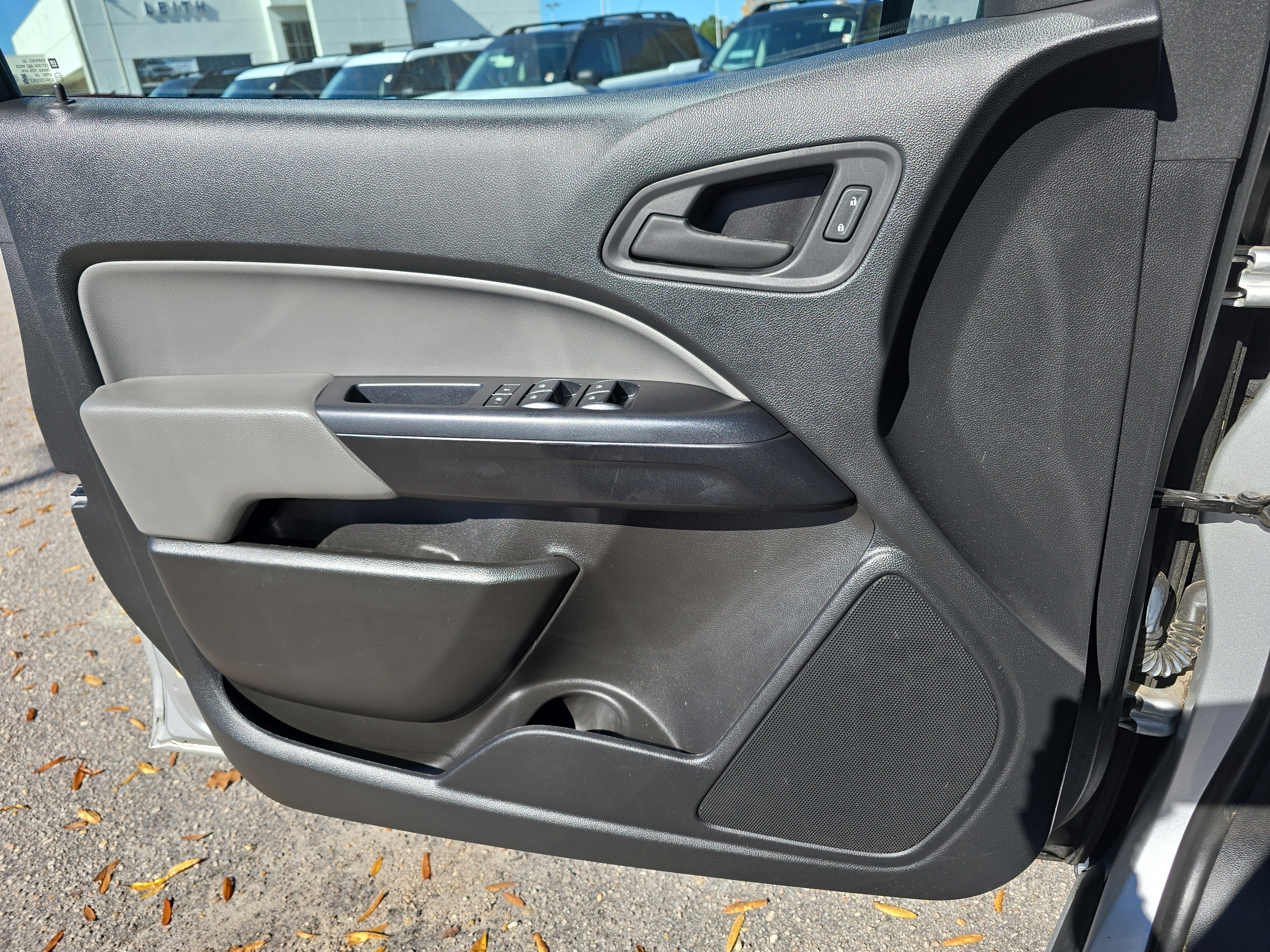 Used 2020 Chevrolet Colorado W/T w/ WT Convenience Package image 27