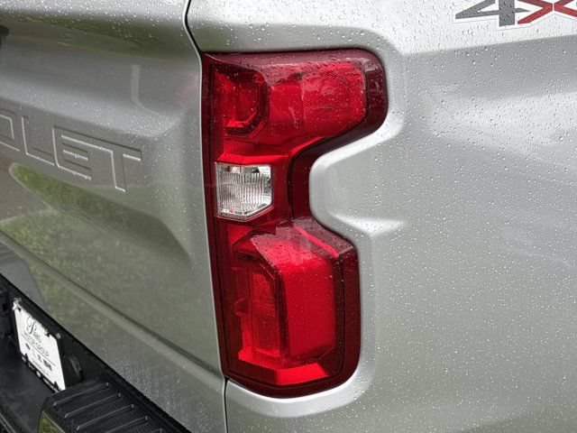 Used 2022 Chevrolet Silverado 1500 LTZ w/ Safety Package II AWD/4WD image 9