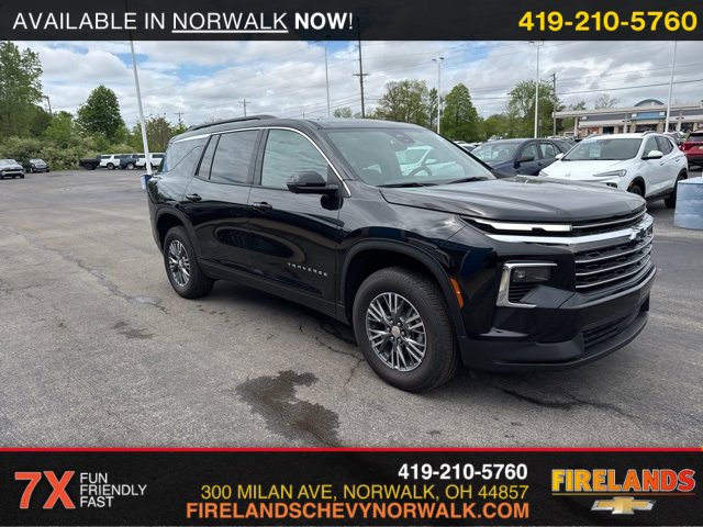 New 2025 Chevrolet Traverse LT w/ Driver Confidence Package image 3