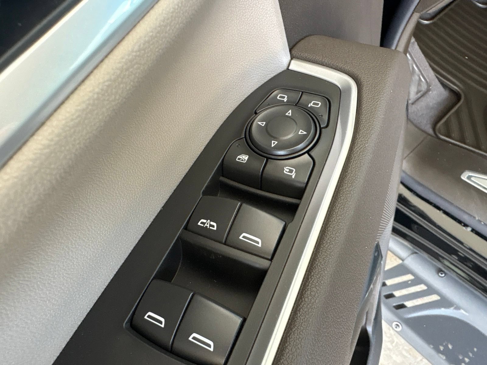 New 2026 Chevrolet Silverado 2500 LT w/ Texas Edition AWD/4WD image 11