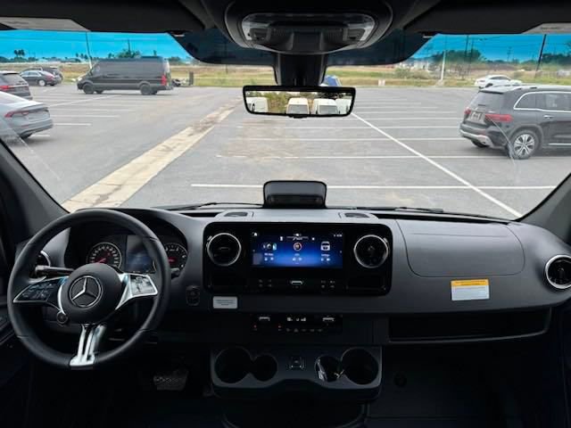 New 2025 Mercedes-Benz Sprinter 3500 image 6
