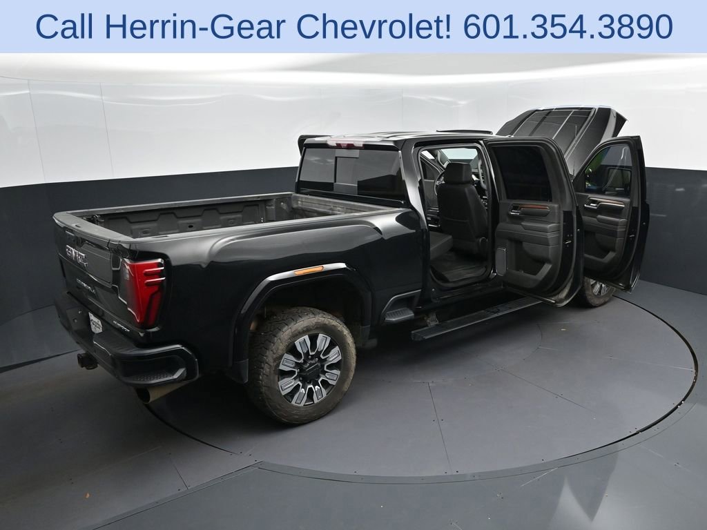 Used 2024 GMC Sierra 3500 Denali w/ Denali Reserve Package image 54