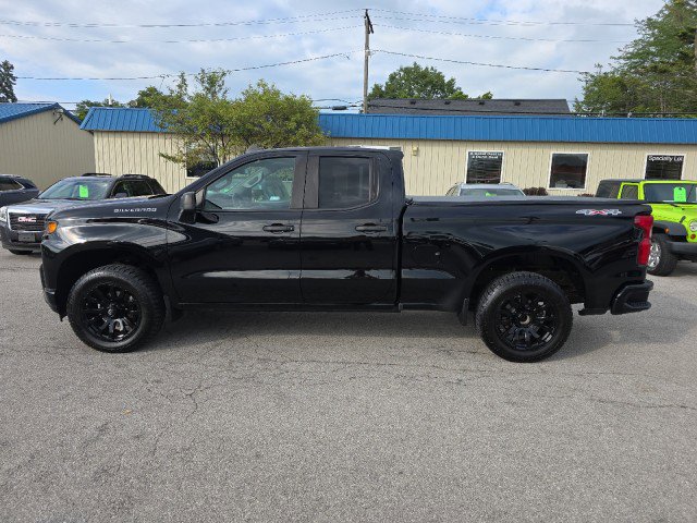 Used 2020 Chevrolet Silverado 1500 Custom w/ Custom Value Package image 6