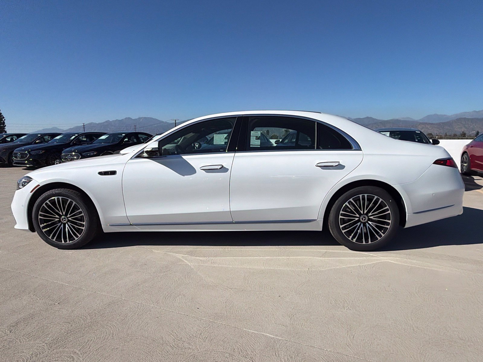 New 2027 Mercedes-Benz S 580 4MATIC Sedan image 6