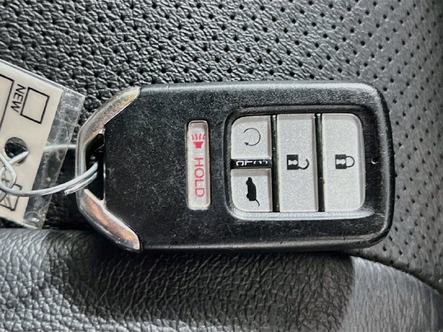 Used 2022 Honda Pilot TrailSport image 33