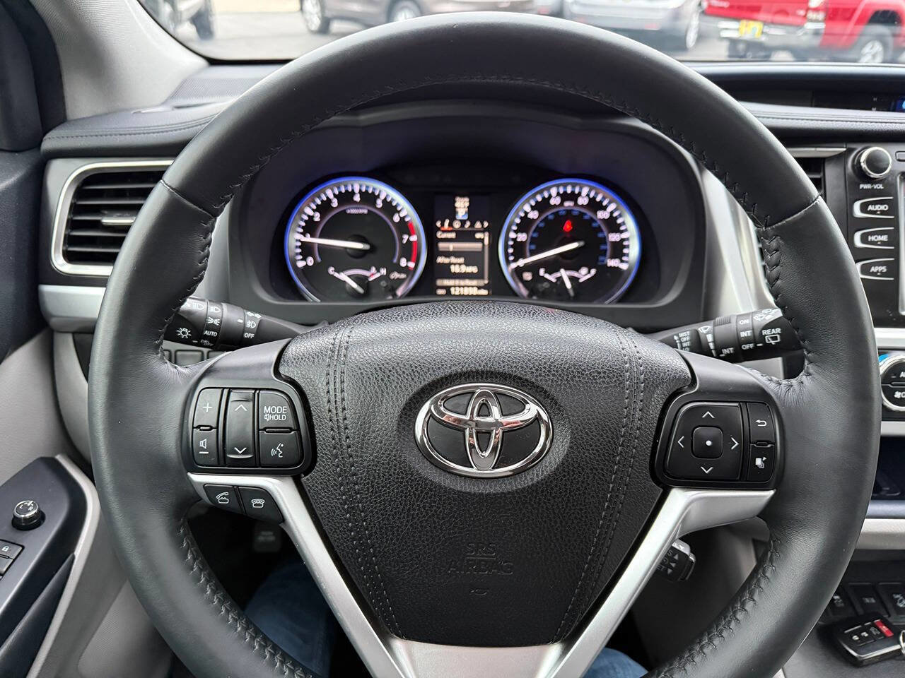 Used 2016 Toyota Highlander XLE AWD/4WD image 64