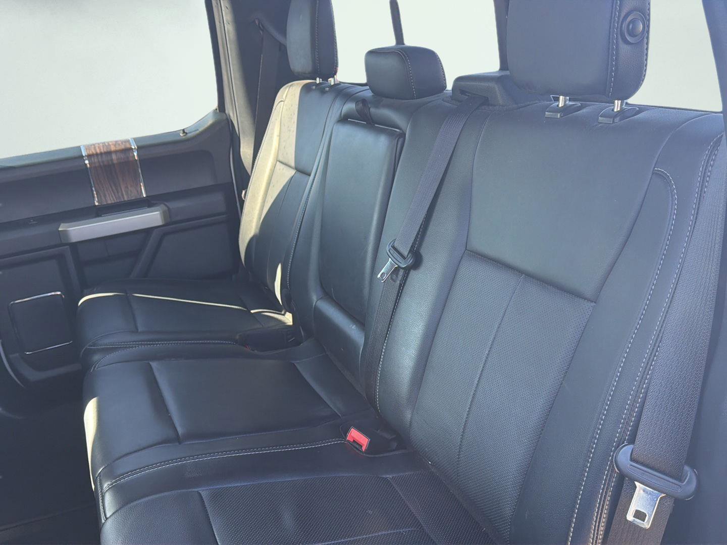 Used 2019 Ford F150 Lariat w/ Equipment Group 501A Mid AWD/4WD image 12
