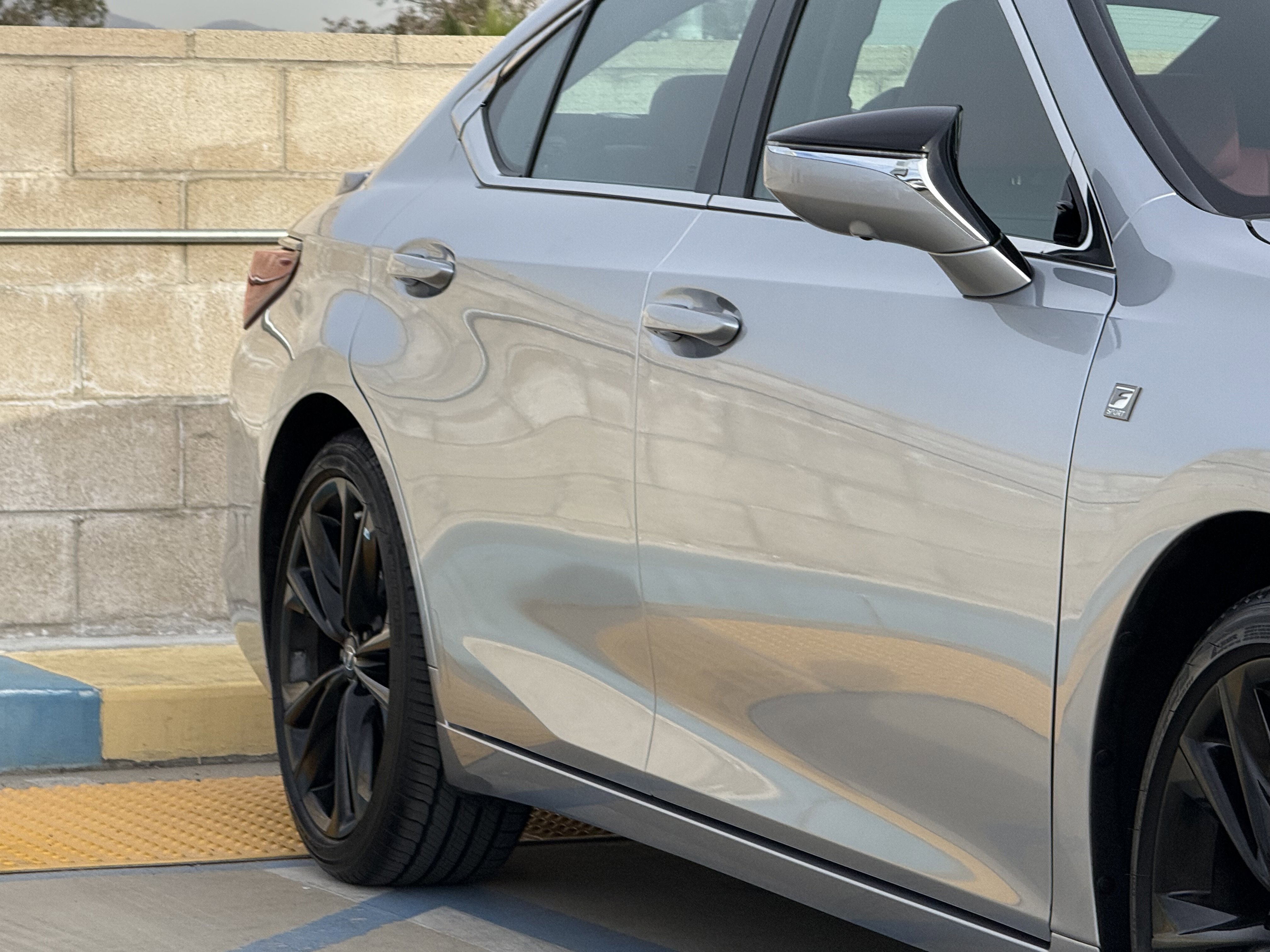 Certified 2024 Lexus ES 300h F Sport image 5