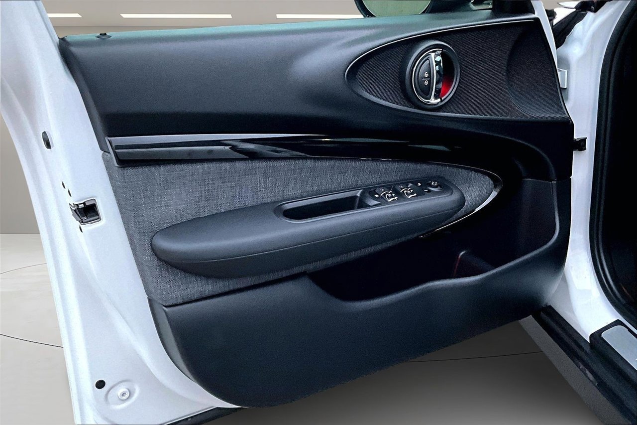 Used 2024 MINI Cooper Clubman S image 21