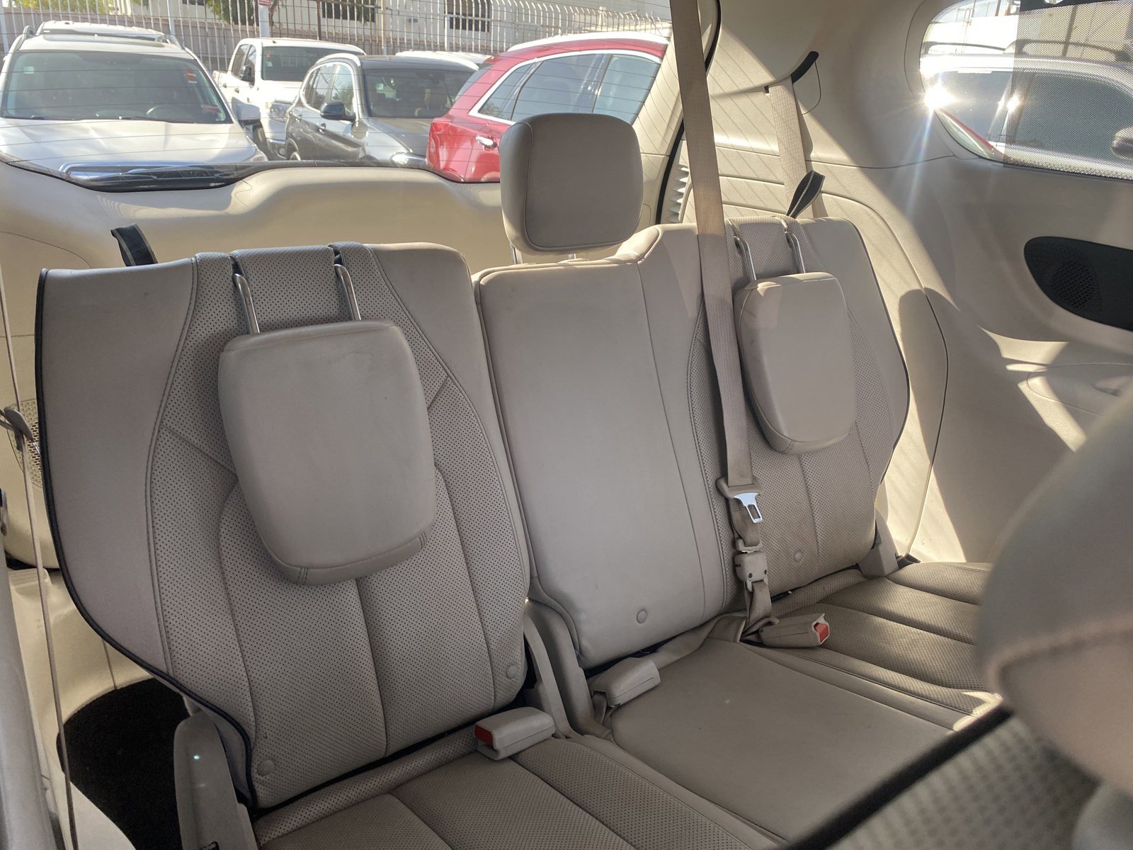 Used 2017 Chrysler Pacifica Platinum image 21