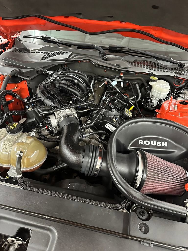 Used 2015 Ford Mustang Coupe RWD image 7