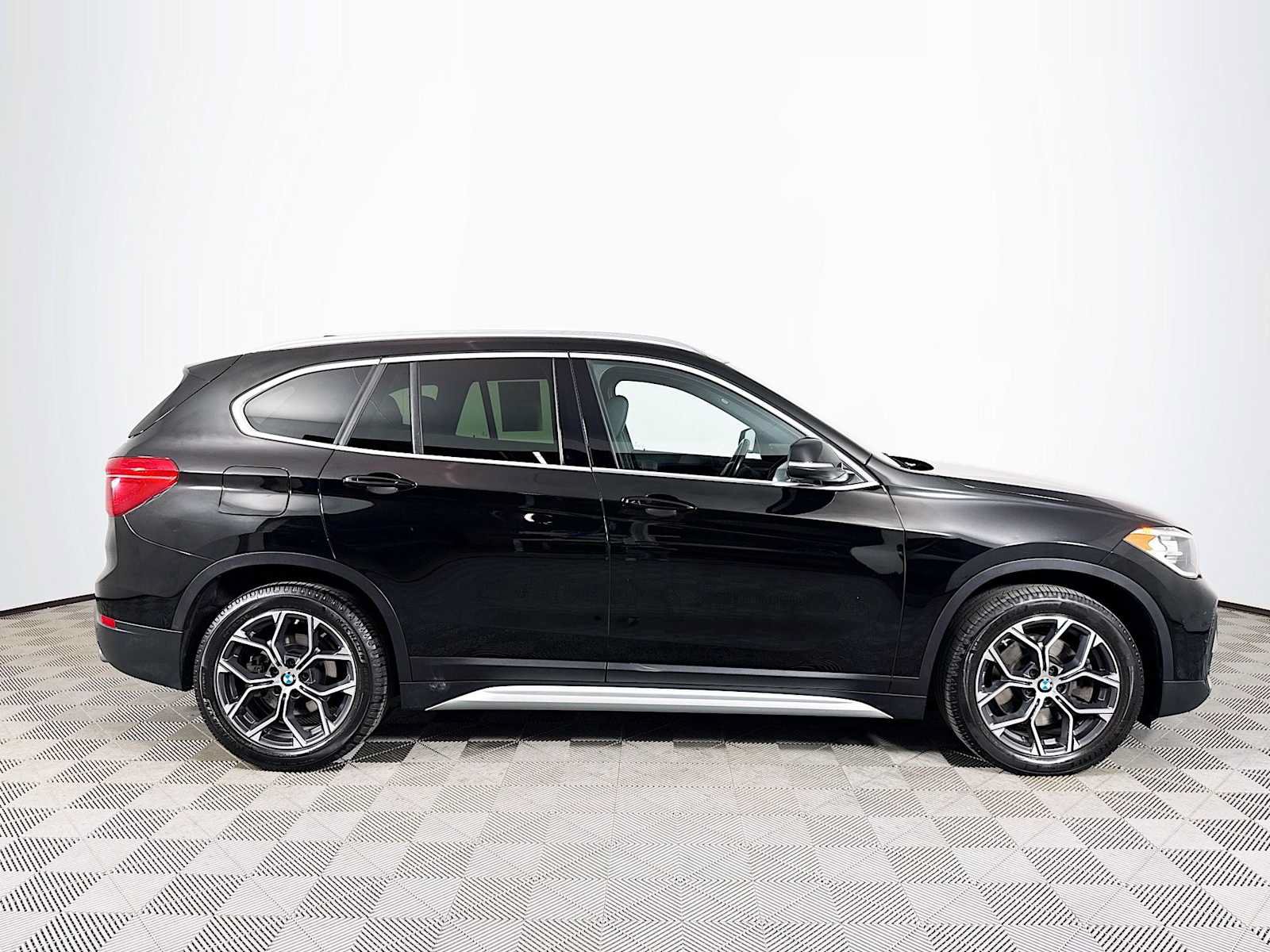 Used 2020 BMW X1 xDrive28i AWD/4WD image 4