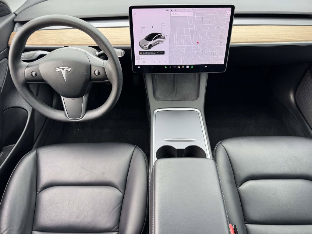 Used 2021 Tesla Model 3 Standard Range Plus RWD image 13