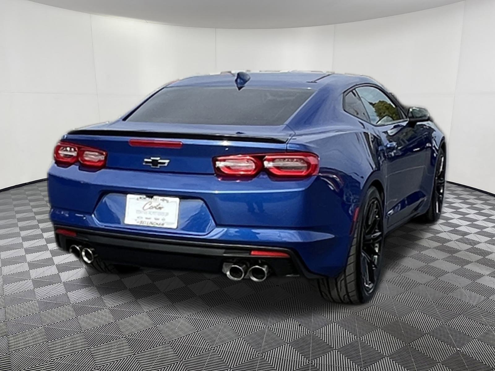 Used 2022 Chevrolet Camaro LT image 6